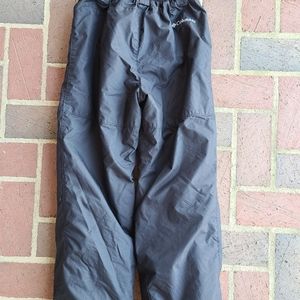 Columbia Snow Pants Youth Boys or Girls 10/12 Med Ski Snowboard Sled Nylon Black